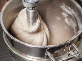 מטבחי נירוסטה לגינה: הפתרון המושלם לבישול חוץ